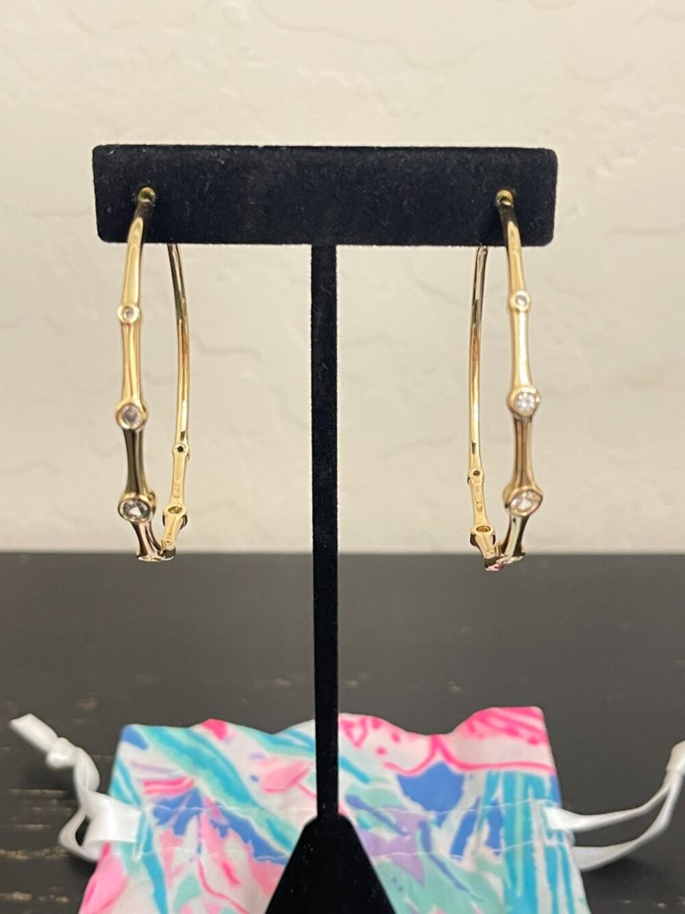 New Lilly Pulitzer Twilight Hoop Earrings Gold Crystals with Pouch